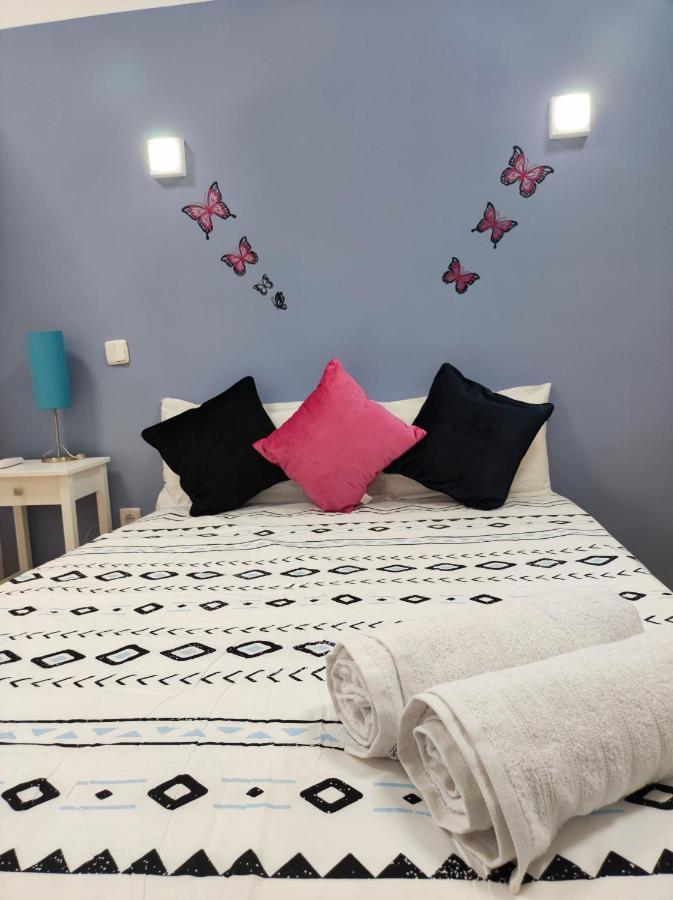 Loft Puerta De Sol Apartment Madrid Bagian luar foto