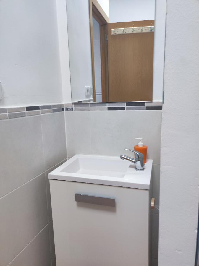 Loft Puerta De Sol Apartment Madrid Bagian luar foto