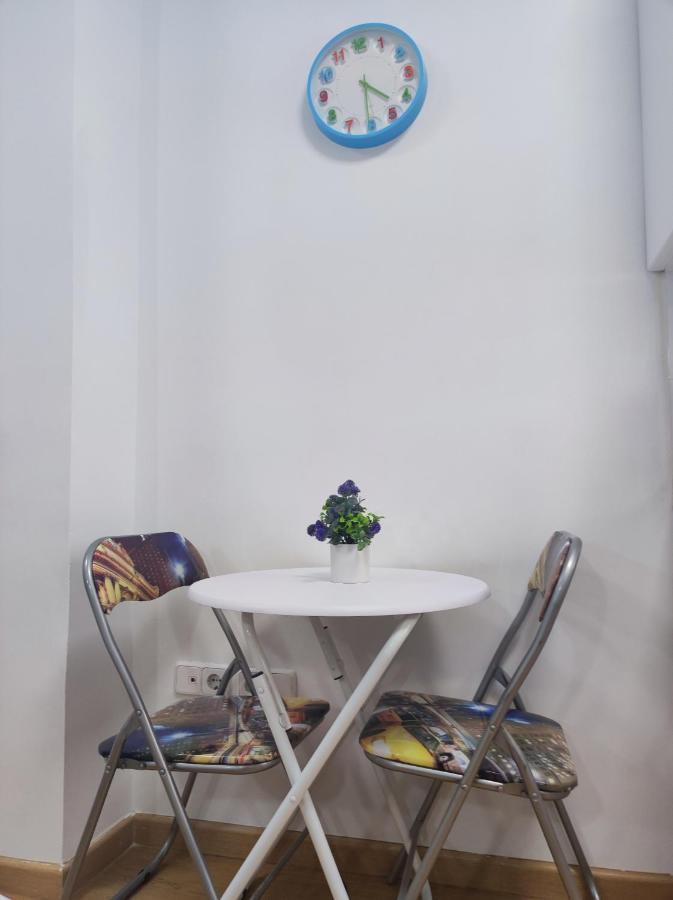 Loft Puerta De Sol Apartment Madrid Bagian luar foto