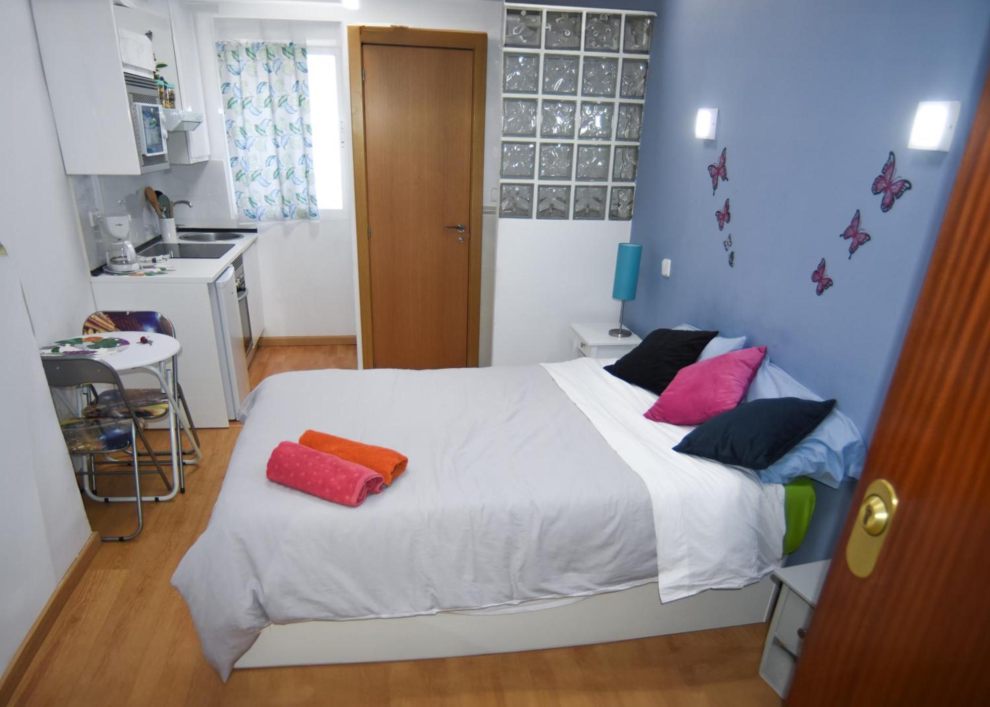 Loft Puerta De Sol Apartment Madrid Bagian luar foto
